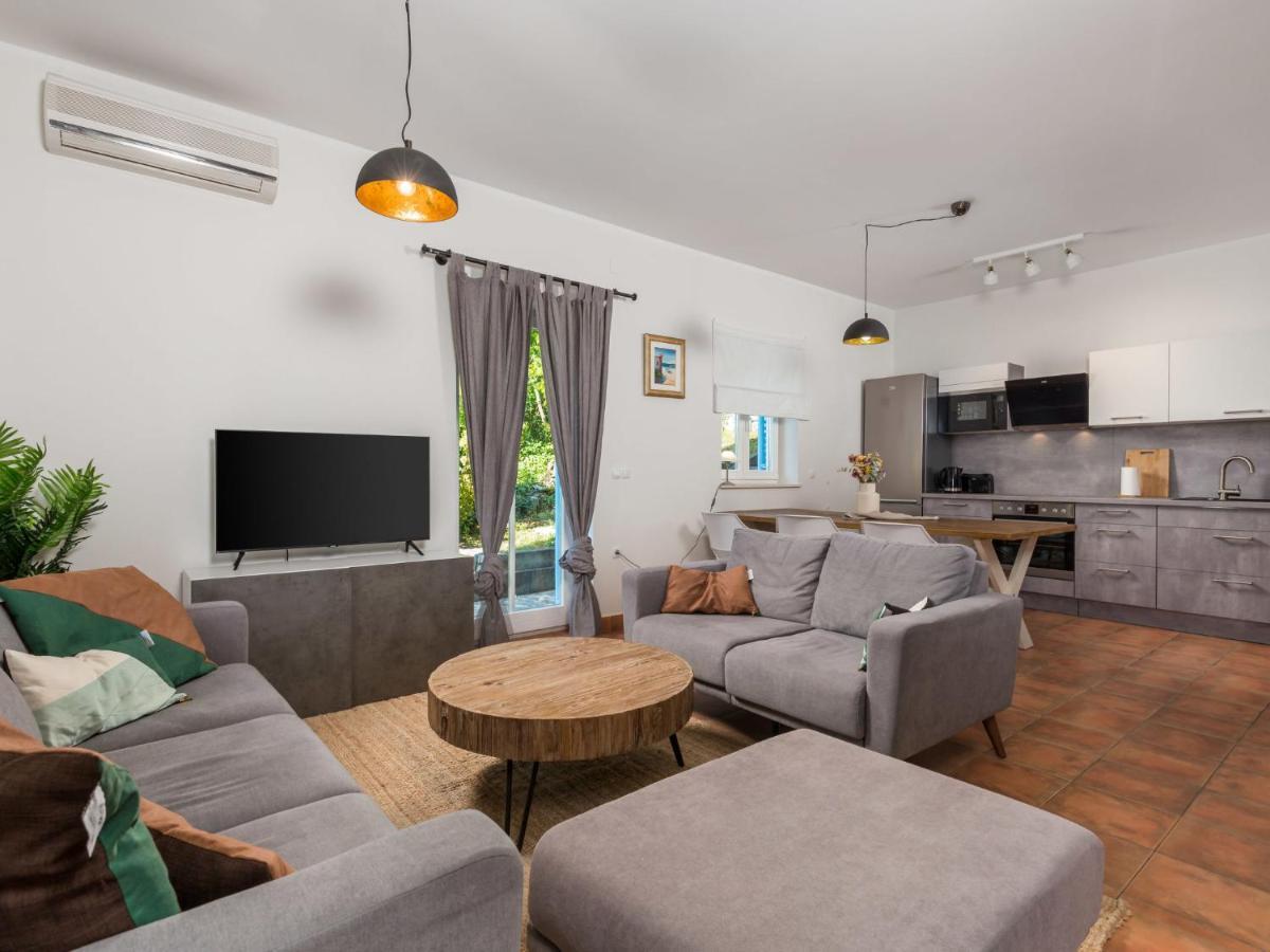 Holiday Home Casa Albertina-2 By Interhome Martina ภายนอก รูปภาพ